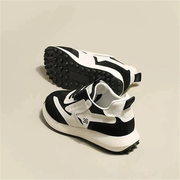 Mia™ - Fashionable chunky trainers with contrasting textures