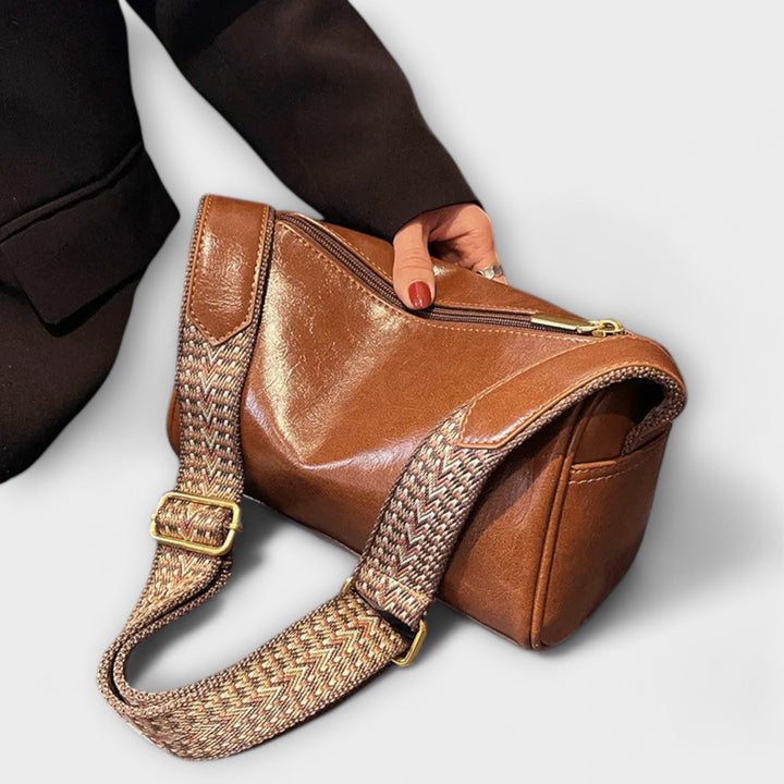 Flair. - Vintage Shoulder Bag