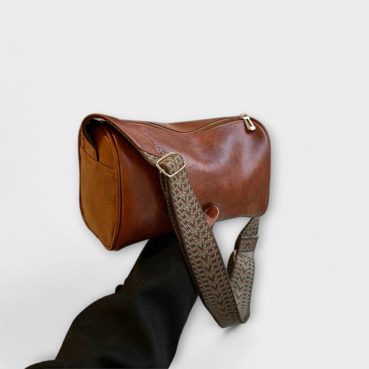 Flair. - Vintage Shoulder Bag